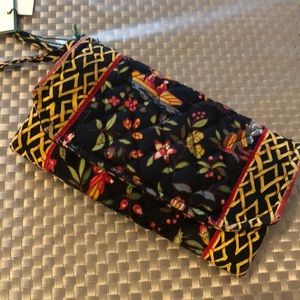 NWT VERA BRADLEY WALLET